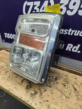 2008-2010 Ford Super Duty F250 F350 F450 F550 RH Passenger Side Composite Head Light 8C24-13005-A