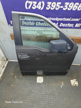 2004-2008 Ford F150 Crew Cab Passenger Side Front Door RH