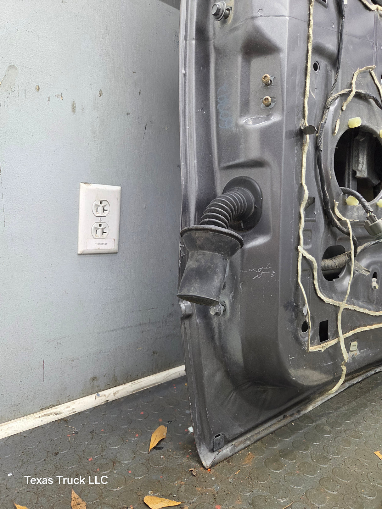 2004-2008 Ford F150 Crew Cab Passenger Side Front Door RH