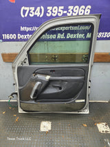 1999-2006 Chevrolet Silverado / GMC Sierra 1500 2500 3500 HD Front Passenger side Door RH