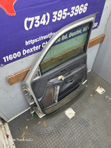 1999-2006 Chevrolet Silverado / GMC Sierra 1500 2500 3500 HD Front Passenger side Door RH