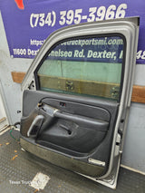 1999-2006 Chevrolet Silverado / GMC Sierra 1500 2500 3500 HD Front Passenger side Door RH