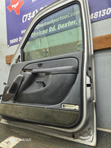 1999-2006 Chevrolet Silverado / GMC Sierra 1500 2500 3500 HD Front Passenger side Door RH