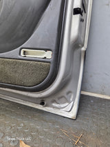 1999-2006 Chevrolet Silverado / GMC Sierra 1500 2500 3500 HD Front Passenger side Door RH