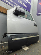 1999-2006 Chevrolet Silverado / GMC Sierra 1500 2500 3500 HD Front Driver Side Door LH