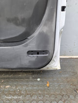 1999-2006 Chevrolet Silverado / GMC Sierra 1500 2500 3500 HD Front Passenger side Door RH