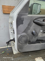 1999-2006 Chevrolet Silverado / GMC Sierra 1500 2500 3500 HD Front Passenger side Door RH