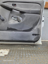 1999-2006 Chevrolet Silverado / GMC Sierra 1500 2500 3500 HD Front Passenger side Door RH