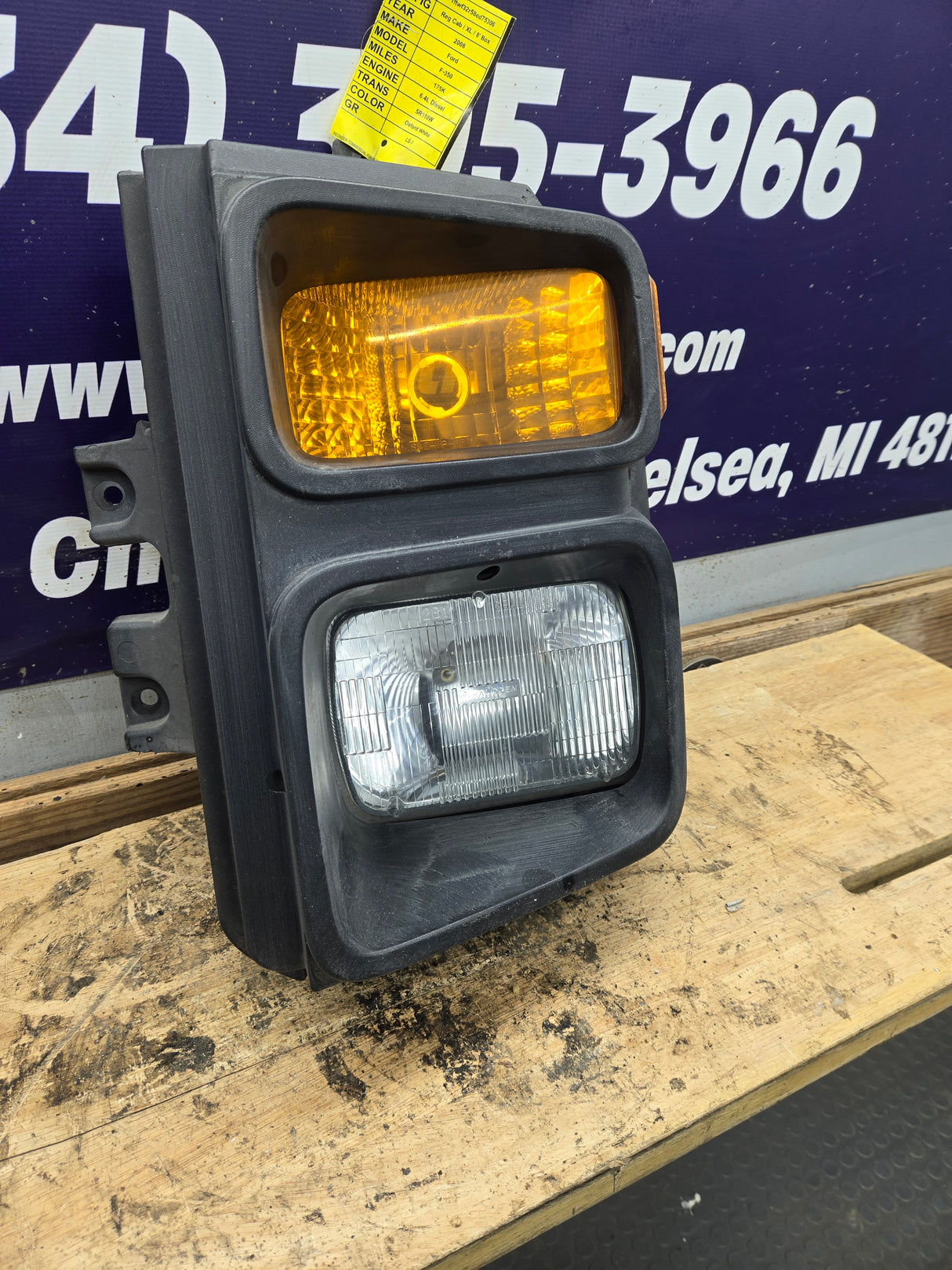 2008-2010 Ford Super Duty F250 F350 F450 F550 LH Driver Side Head Light 7C34-13101-A