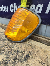 1992-2007 Ford Econoline E-150 E-250 E-350 E-450 LH Driver Side OEM Turn Signal Parking Light Assembly