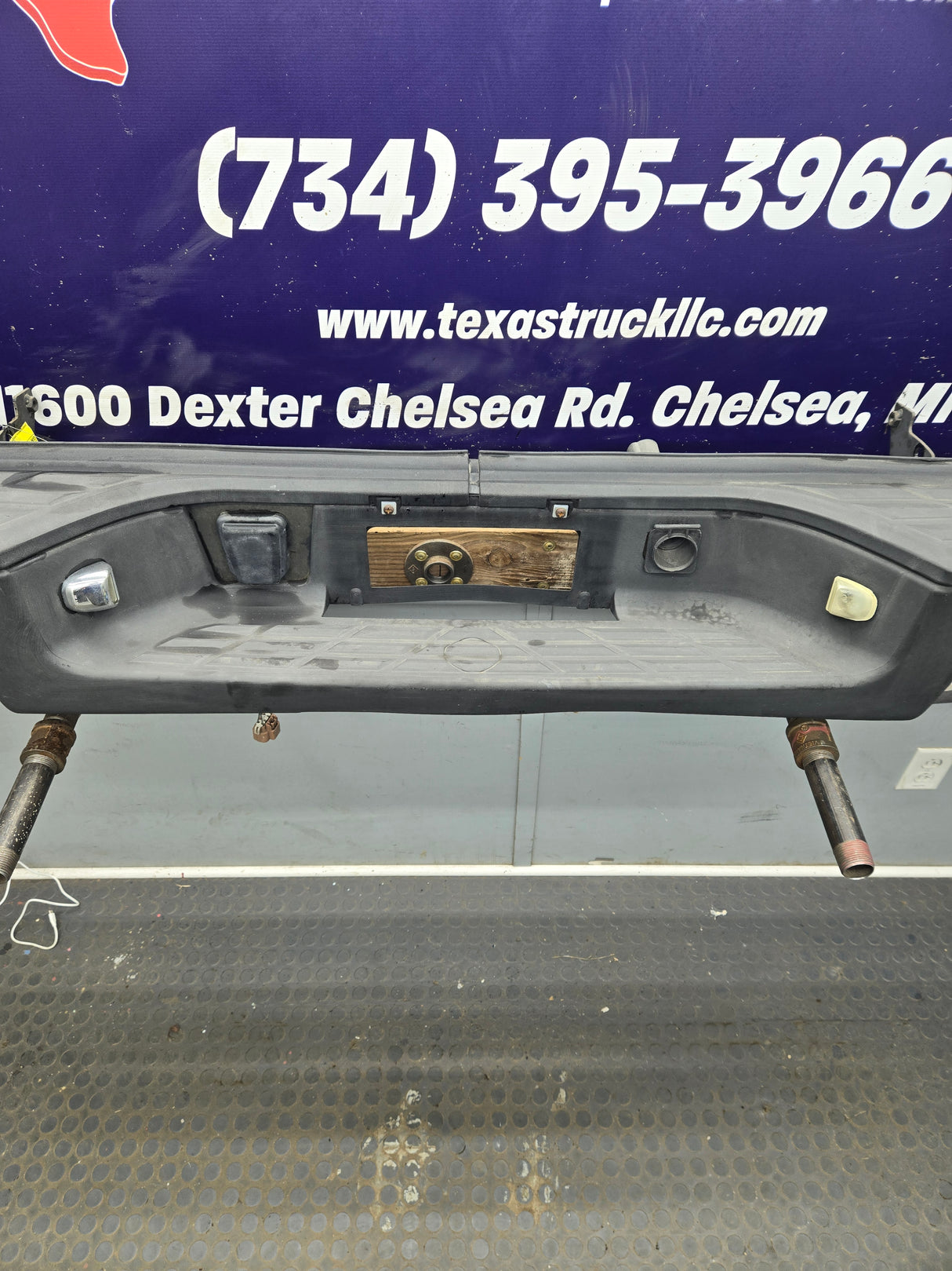 2007-2010 Chevrolet Silverado / GMC Sierra 1500 Rear Bumper