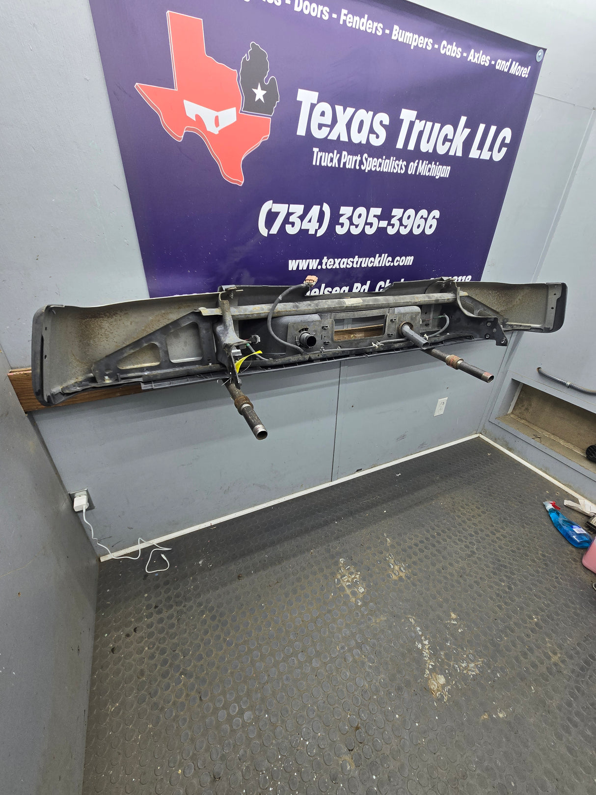 2007-2010 Chevrolet Silverado / GMC Sierra 1500 Rear Bumper