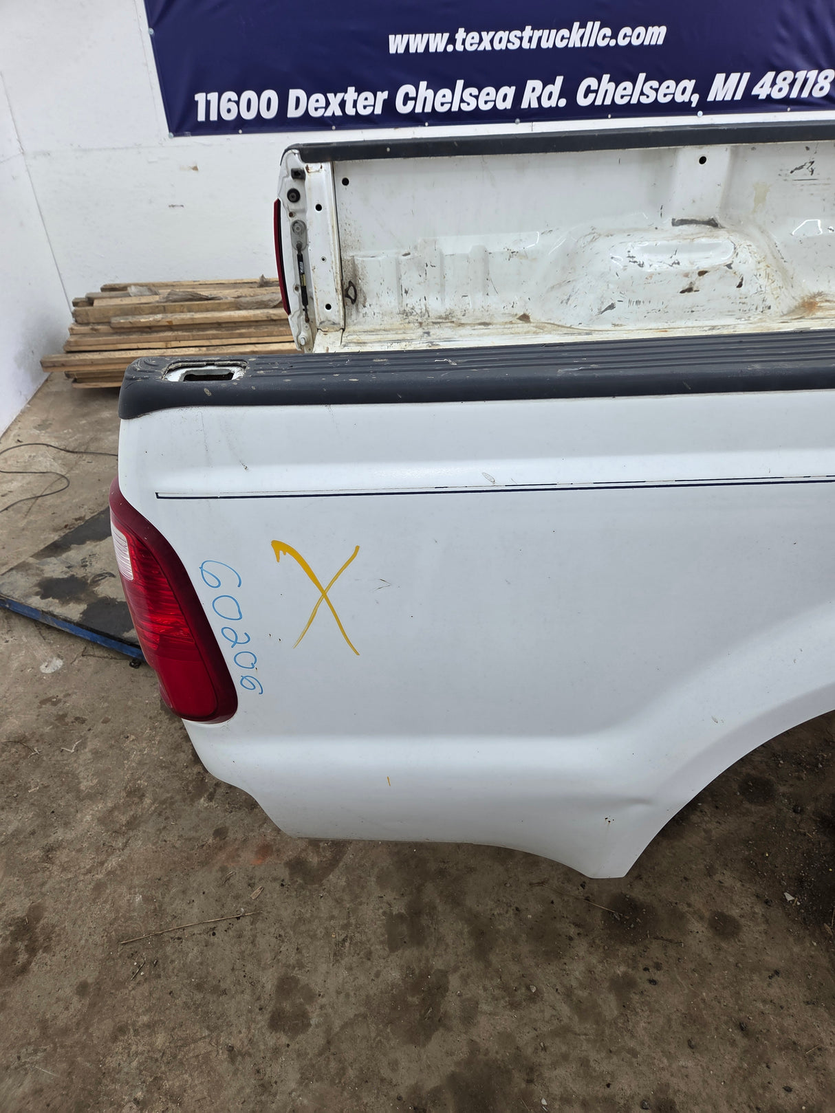 1999-2010 Ford F250 F350 Super Duty 8' Long Truck Bed