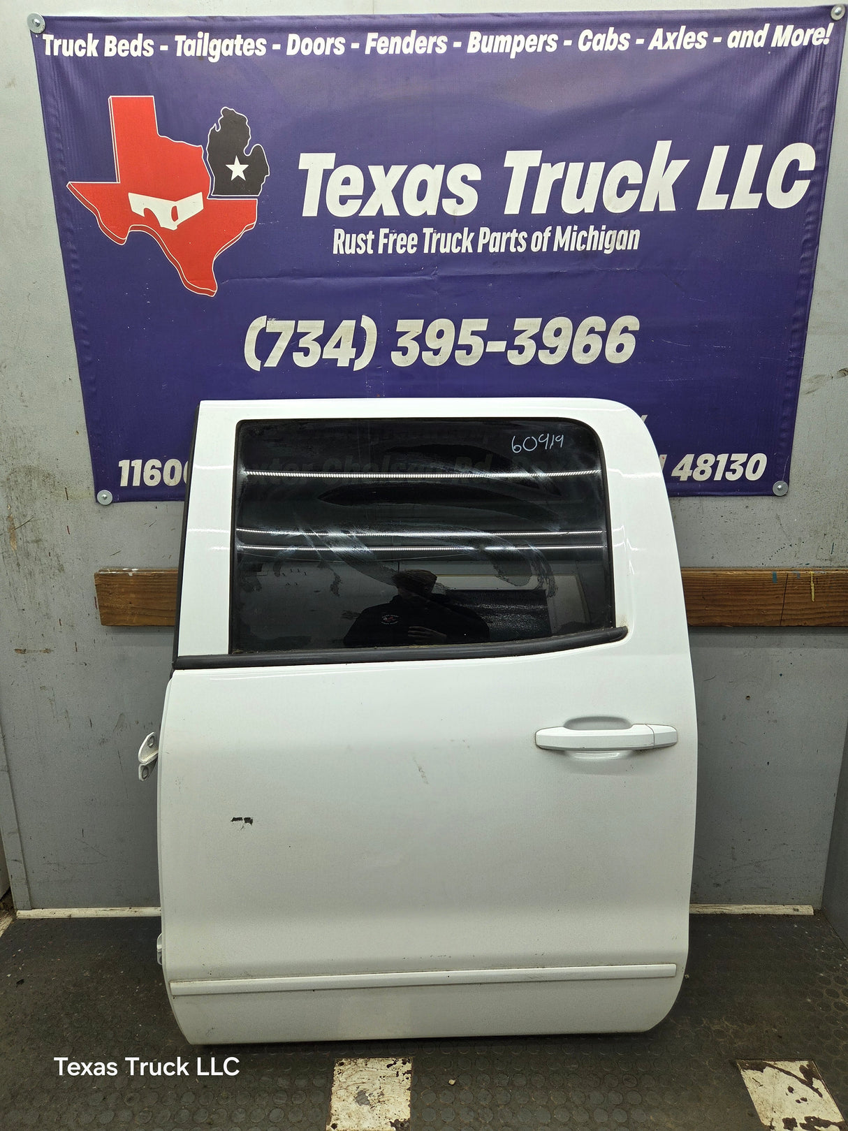 2014-2019 Chevrolet Silverado / GMC Sierra LH Rear Driver Side Crew Cab Door 1500 2500 3500 HD