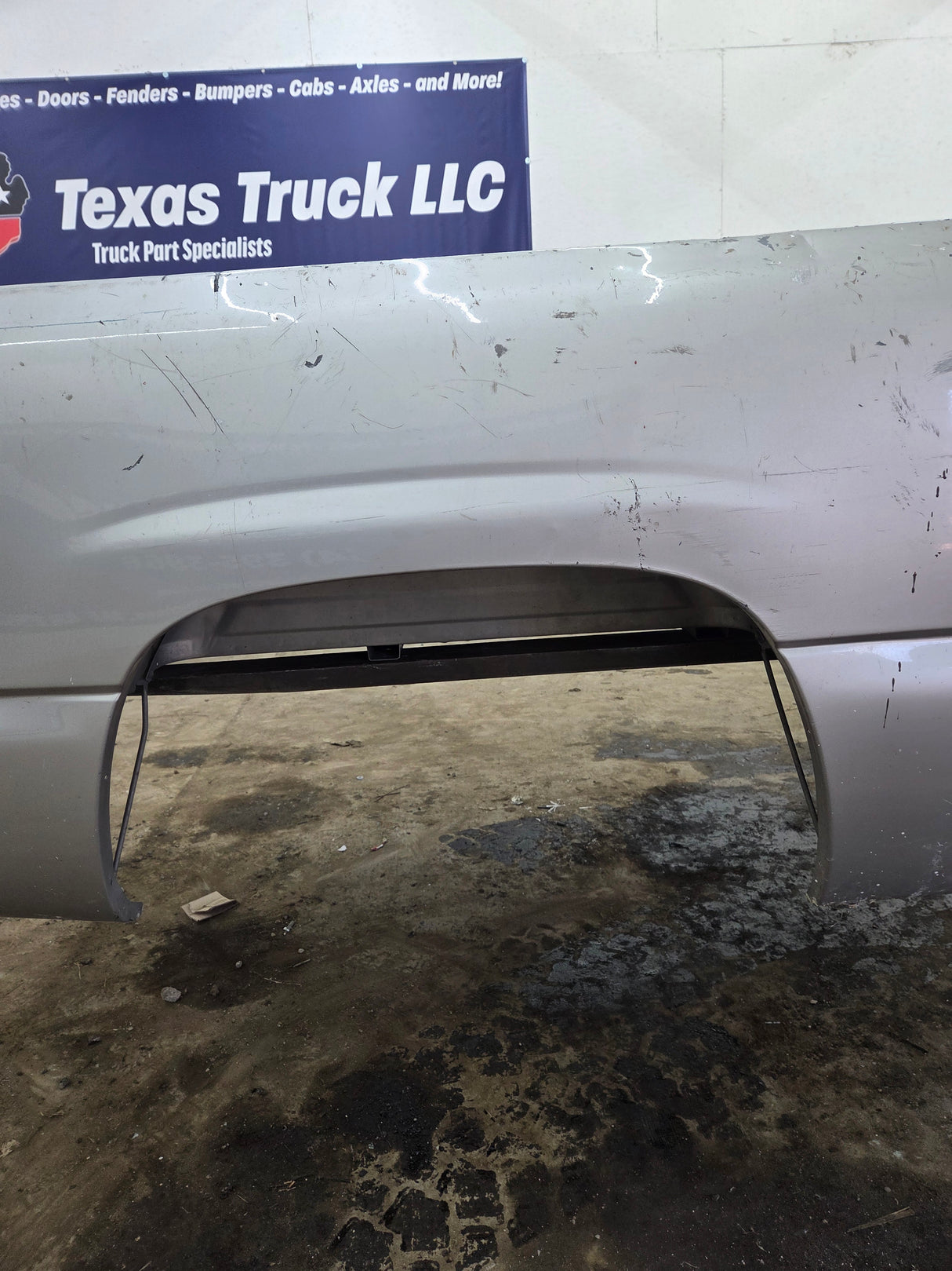 1999-2007 Chevrolet Silverado / GMC Sierra 1500 2500 3500 HD 8' Long Bed Truck Bed