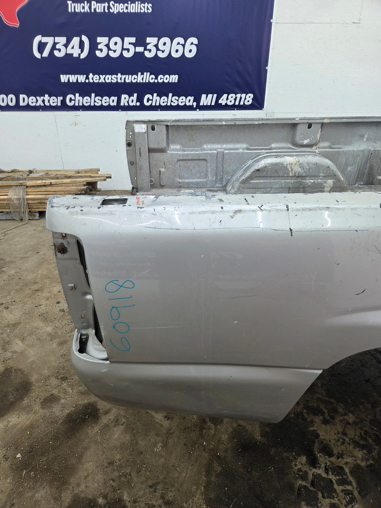 1999-2007 Chevrolet Silverado / GMC Sierra 1500 2500 3500 HD 8' Long Bed Truck Bed