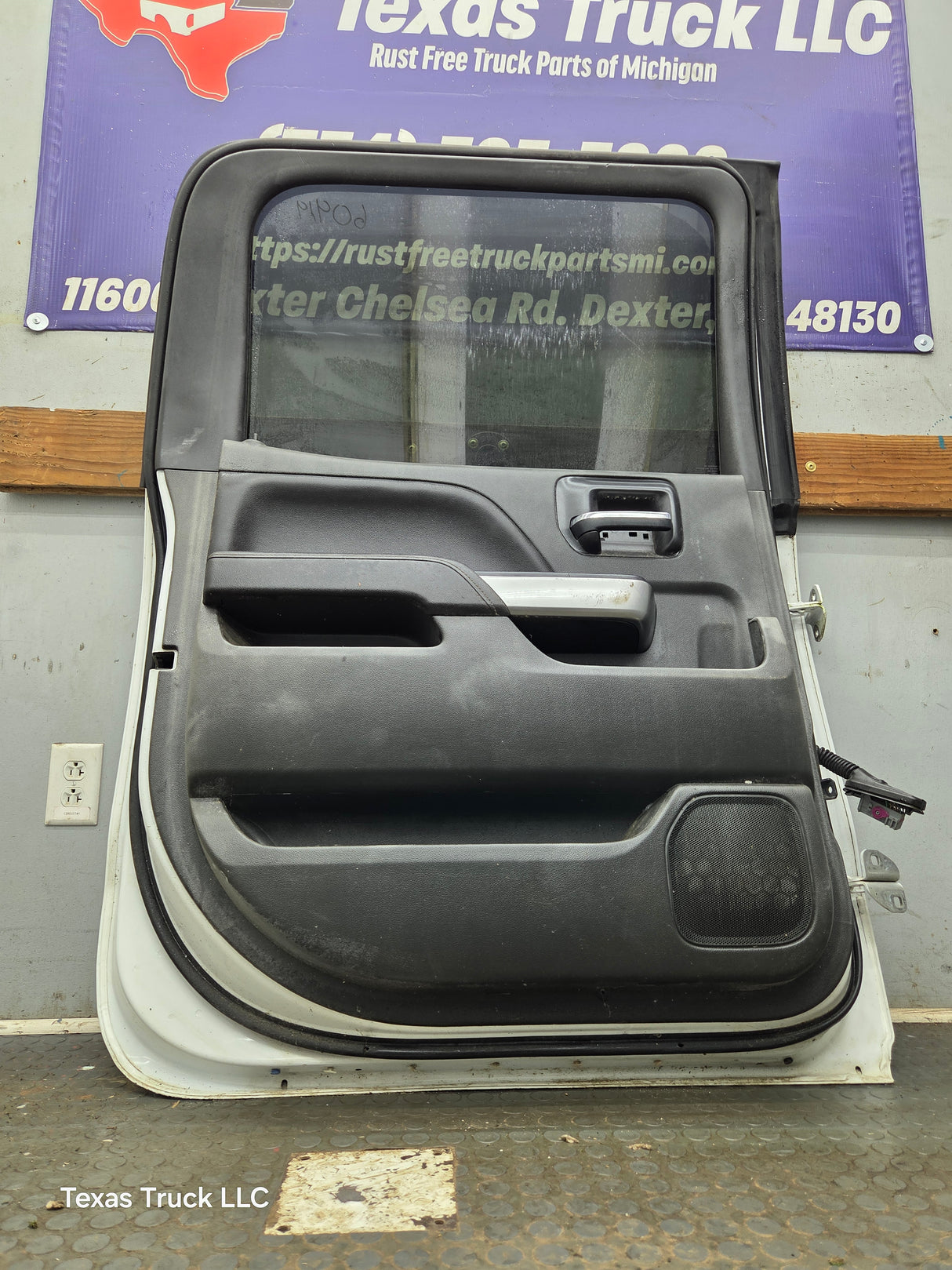 2014-2019 Chevrolet Silverado / GMC Sierra LH Rear Driver Side Crew Cab Door 1500 2500 3500 HD