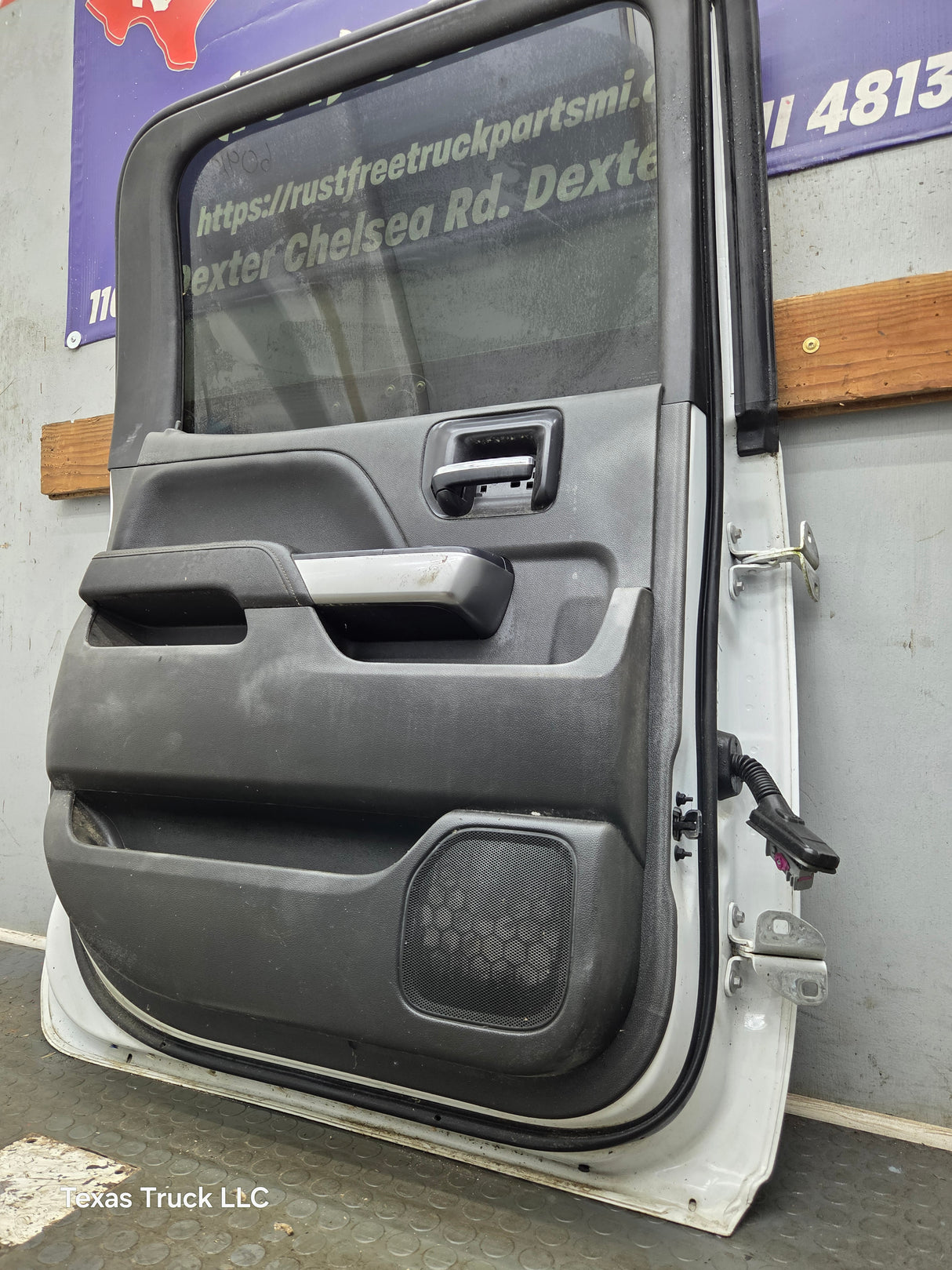 2014-2019 Chevrolet Silverado / GMC Sierra LH Rear Driver Side Crew Cab Door 1500 2500 3500 HD