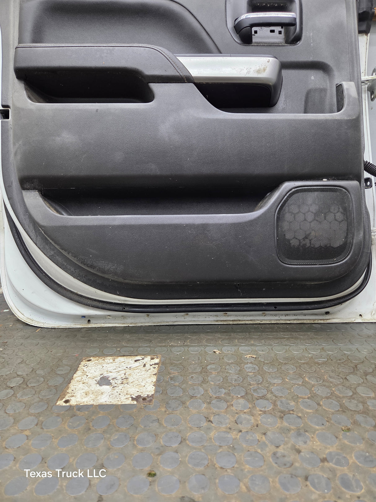 2014-2019 Chevrolet Silverado / GMC Sierra LH Rear Driver Side Crew Cab Door 1500 2500 3500 HD