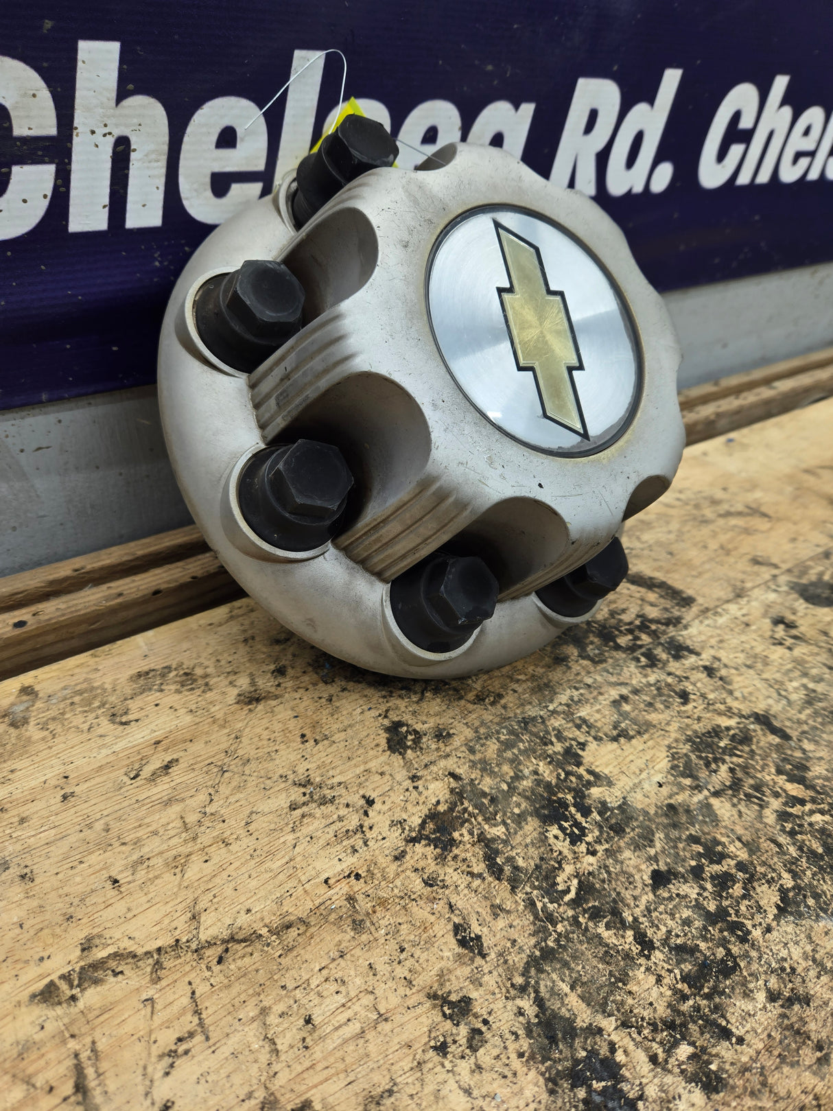 1999-2006 Chevy Silverado Center Cap Hub Cap