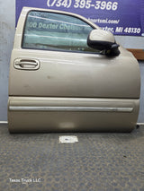 1999-2006 Chevrolet Silverado / GMC Sierra 1500 2500 3500 HD Front Passenger Side Door RH