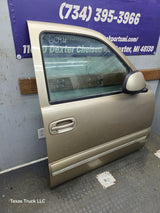1999-2006 Chevrolet Silverado / GMC Sierra 1500 2500 3500 HD Front Passenger Side Door RH