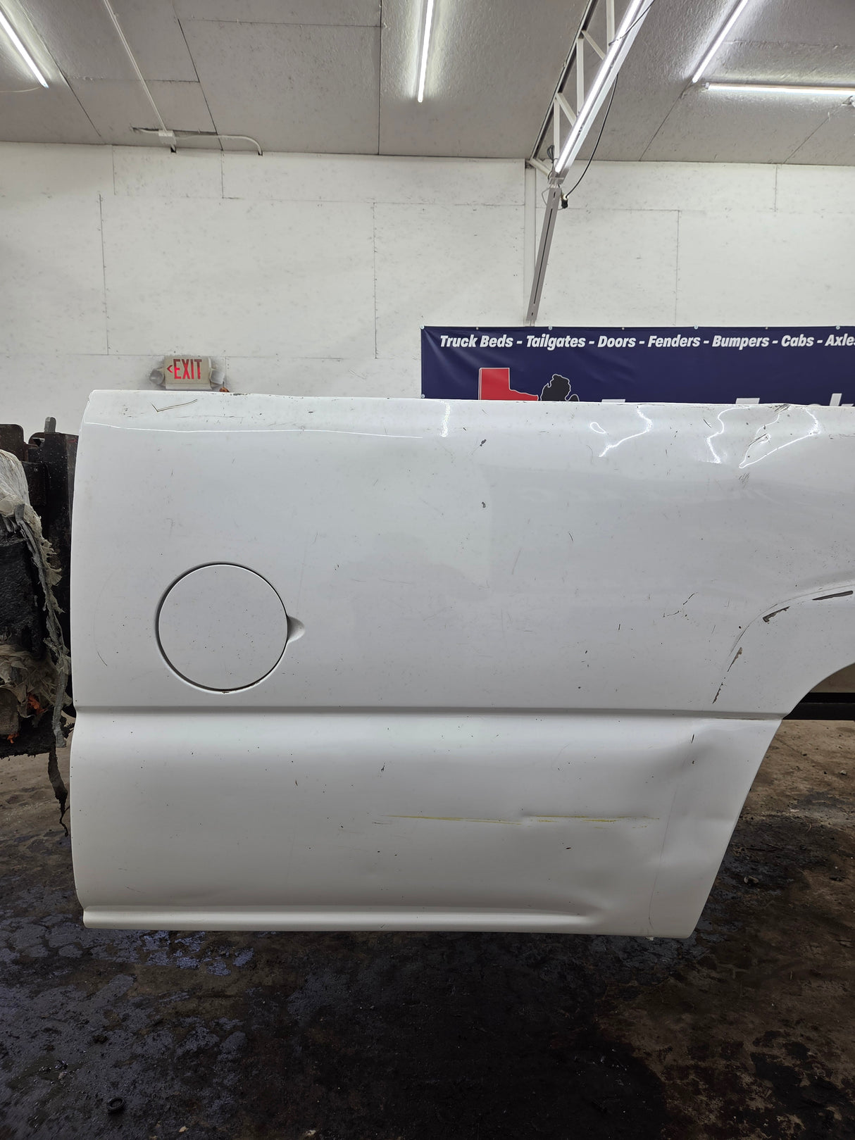 1999-2007 Chevrolet Silverado / GMC Sierra 1500 2500 3500 HD 8' Long Bed Truck Bed