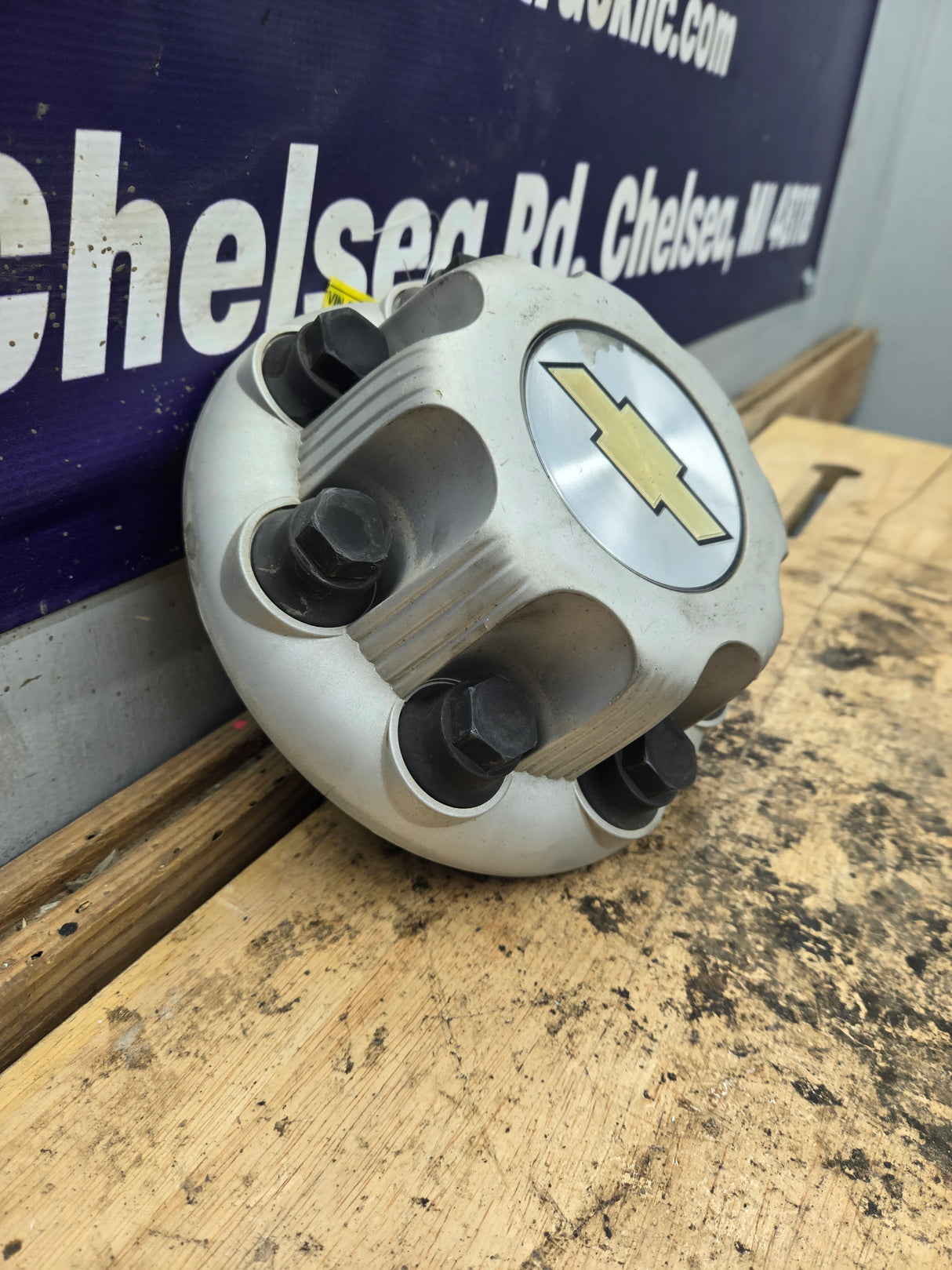 1999-2006 Chevy Silverado Center Cap Hub Cap
