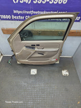 1999-2006 Chevrolet Silverado / GMC Sierra 1500 2500 3500 HD Front Passenger Side Door RH