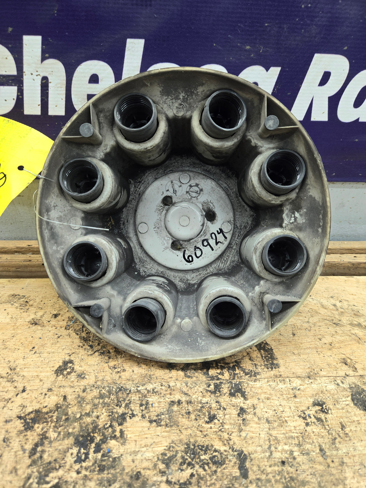 1999-2006 Chevy Silverado Center Cap Hub Cap