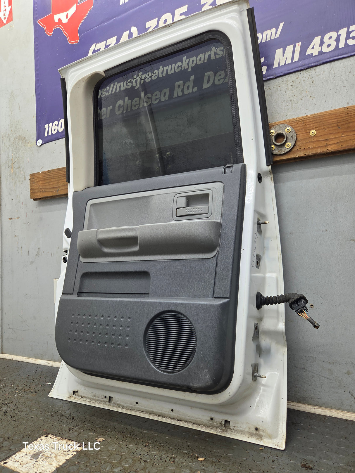 2003-2008 Dodge Ram 3rd Gen RH Passenger Side Rear MEGA Cab Door 1500 2500 3500 4500 5500