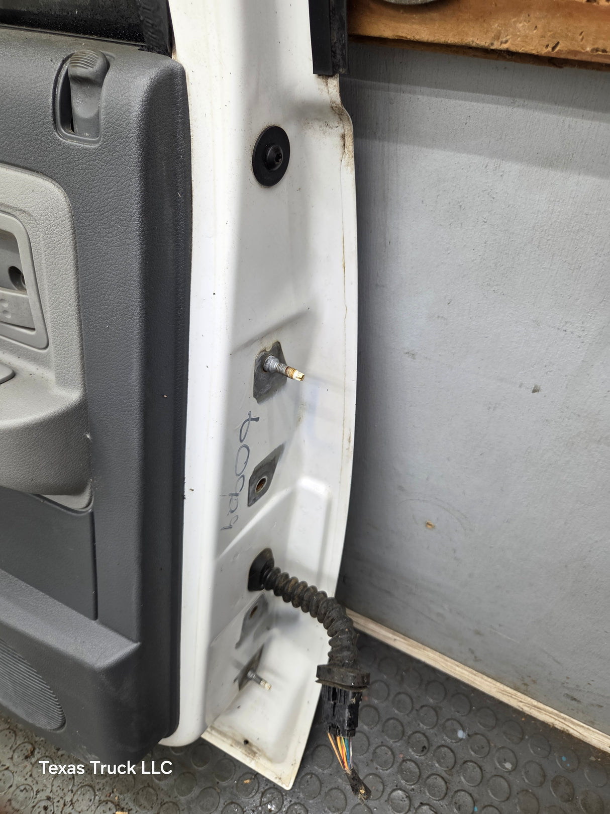 2003-2008 Dodge Ram 3rd Gen RH Passenger Side Rear MEGA Cab Door 1500 2500 3500 4500 5500