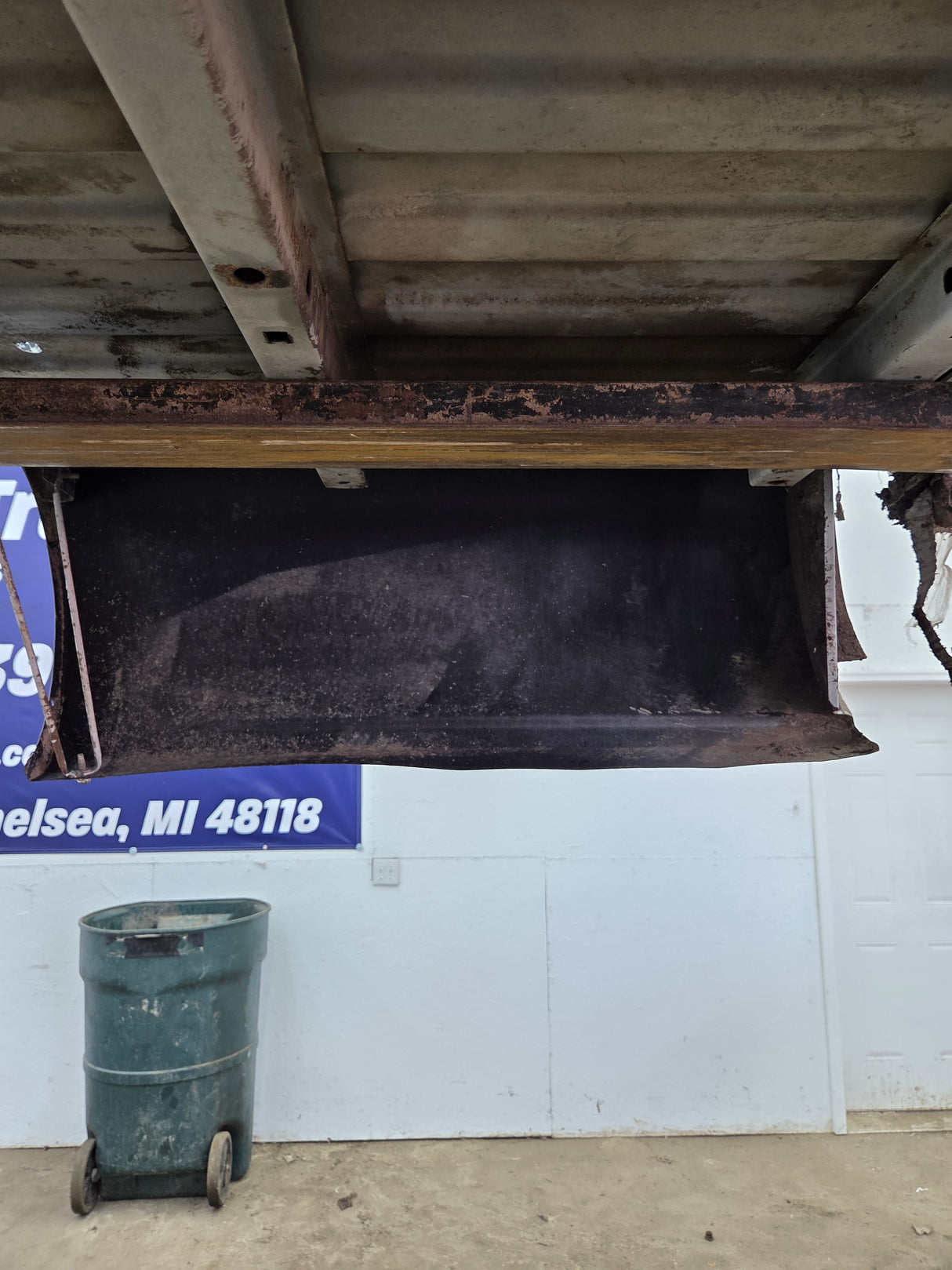 1999-2007 Chevrolet Silverado / GMC Sierra 1500 2500 3500 HD 8' Long Bed Truck Bed