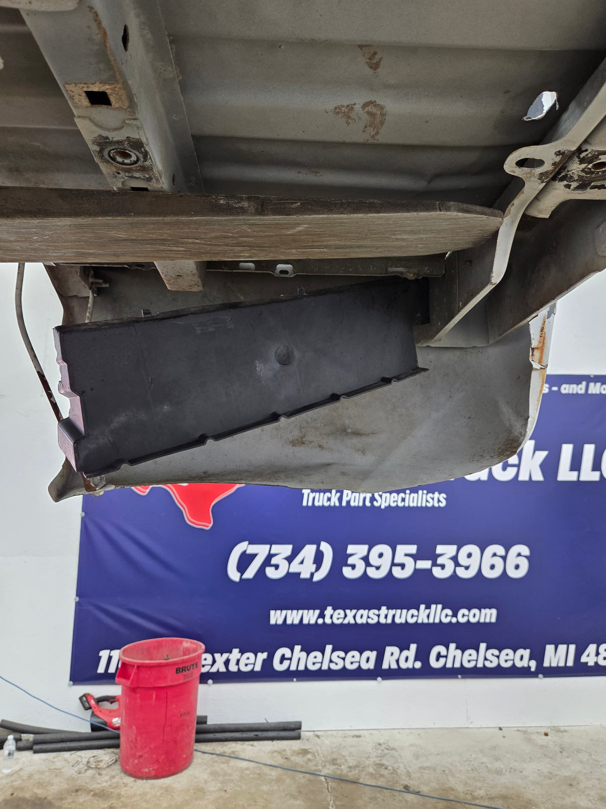 1999-2007 Chevrolet Silverado / GMC Sierra 1500 2500 3500 HD 8' Long Bed Truck Bed