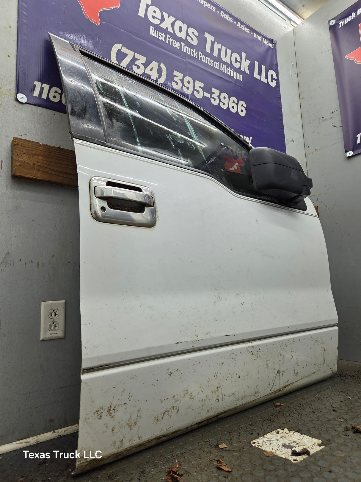2004-2008 Ford F150 Extended/Regular Cab Passenger Side Front Door RH