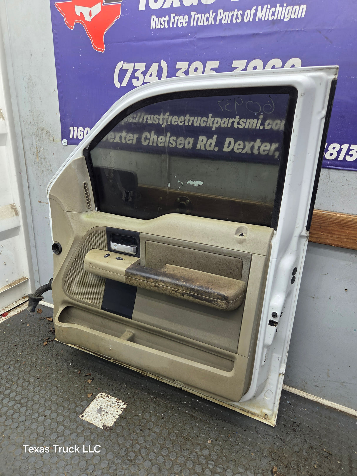 2004-2008 Ford F150 Extended/Regular Cab Passenger Side Front Door RH