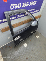 1999-2006 Chevrolet Silverado / GMC Sierra 1500 2500 3500 HD Front Passenger Side Door RH