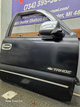 1999-2006 Chevrolet Silverado / GMC Sierra 1500 2500 3500 HD Front Passenger Side Door RH