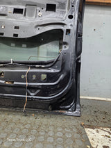 1999-2006 Chevrolet Silverado / GMC Sierra 1500 2500 3500 HD Front Passenger Side Door RH