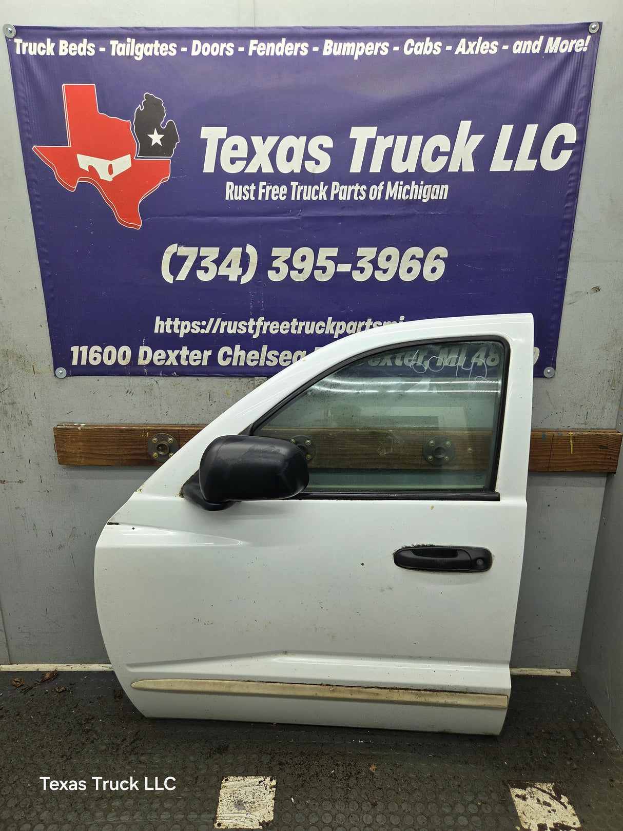 2005-2011 Dodge Dakota Driver Side LH Front Door