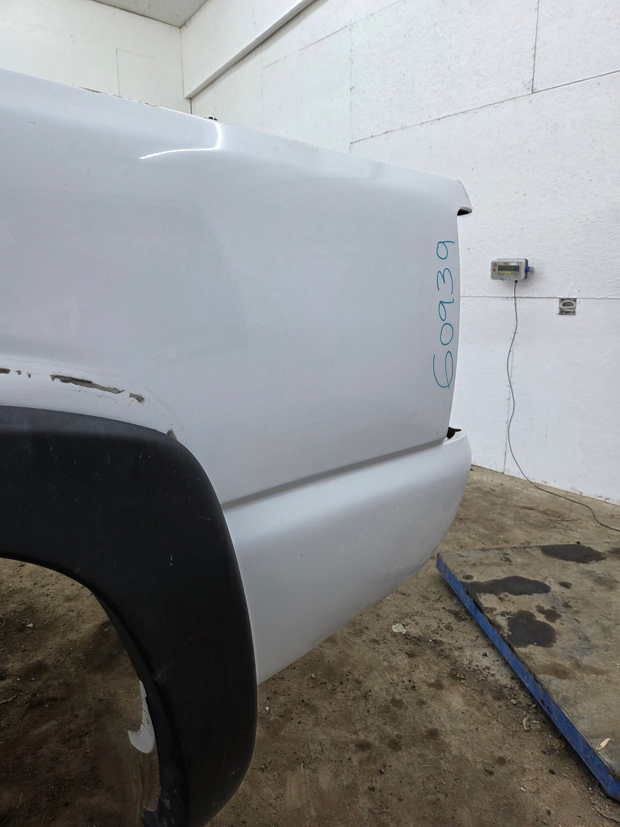 1999-2007 Chevrolet Silverado / GMC Sierra 1500 2500 3500 HD 8' Long Bed Truck Bed