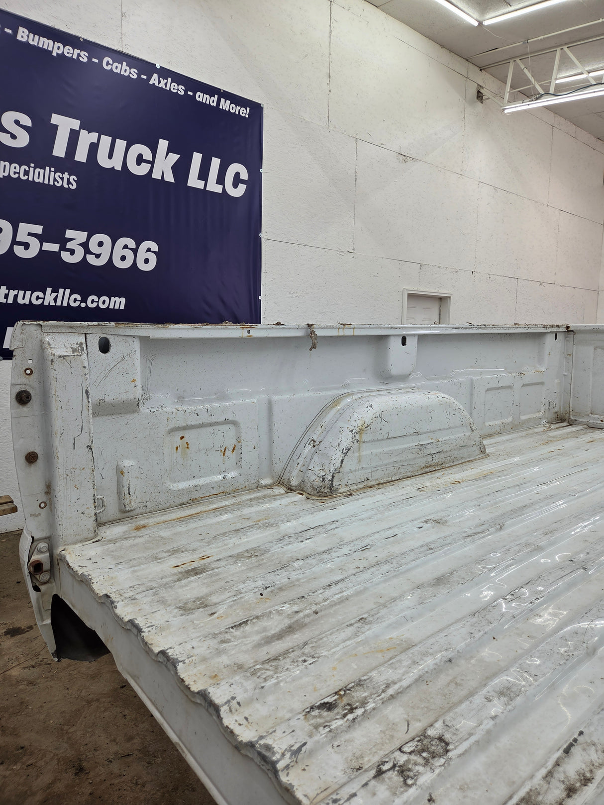 1999-2007 Chevrolet Silverado / GMC Sierra 1500 2500 3500 HD 8' Long Bed Truck Bed