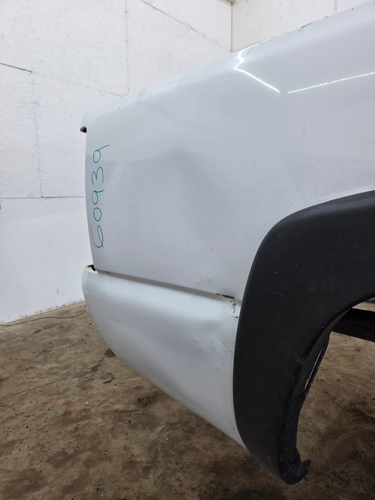 1999-2007 Chevrolet Silverado / GMC Sierra 1500 2500 3500 HD 8' Long Bed Truck Bed