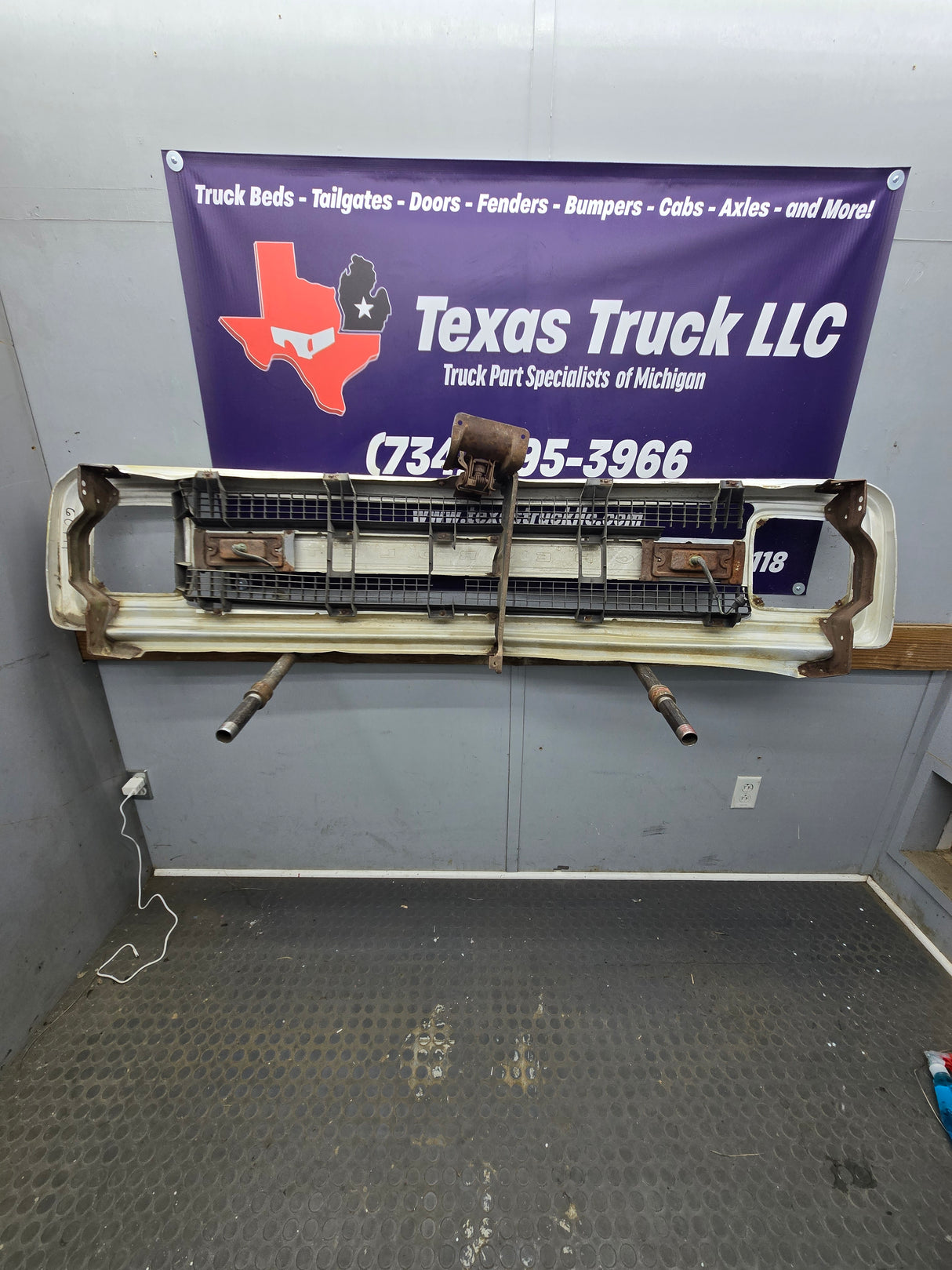 1969-1970 Chevrolet K / C Series Grill