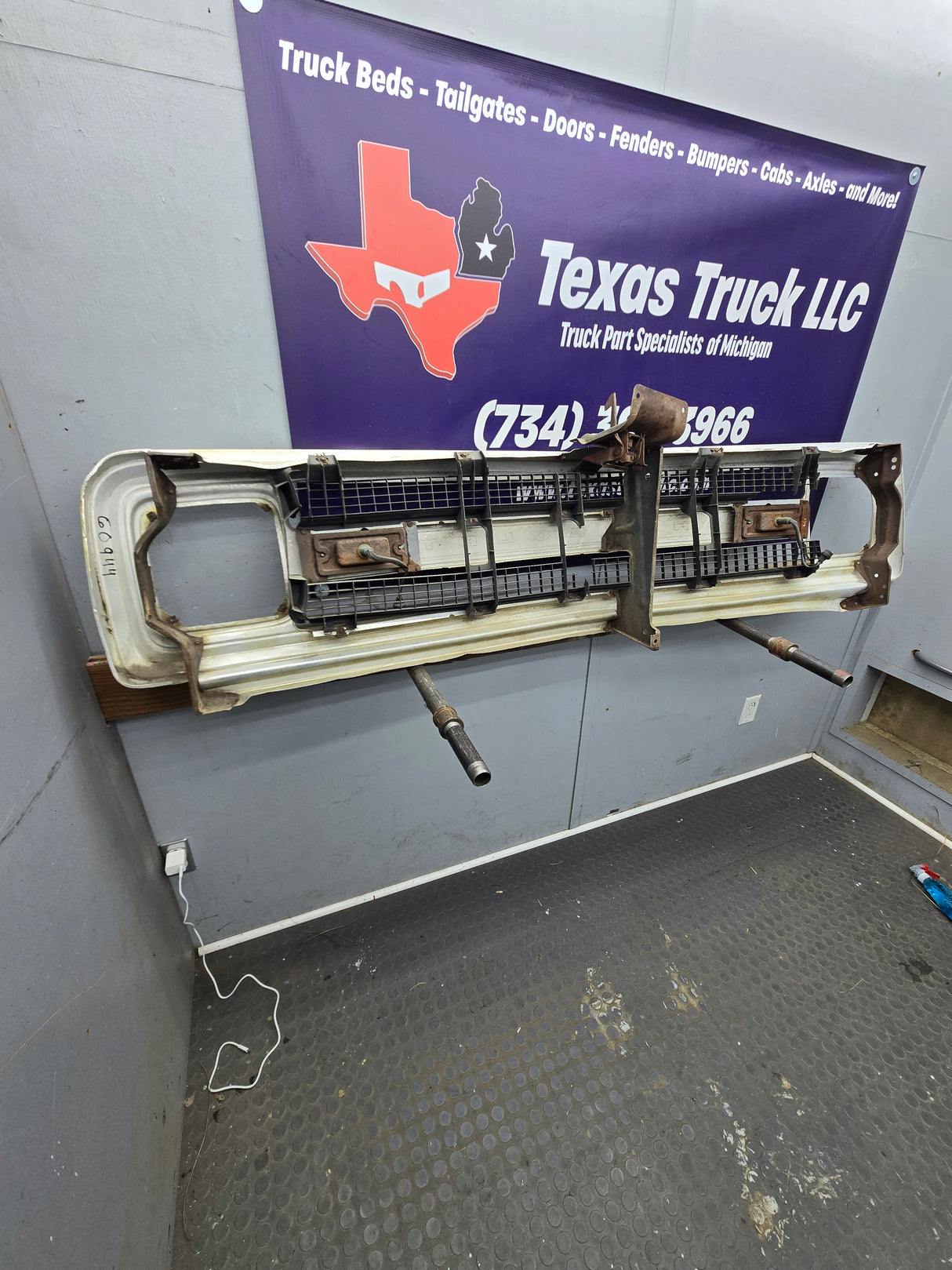 1969-1970 Chevrolet K / C Series Grill