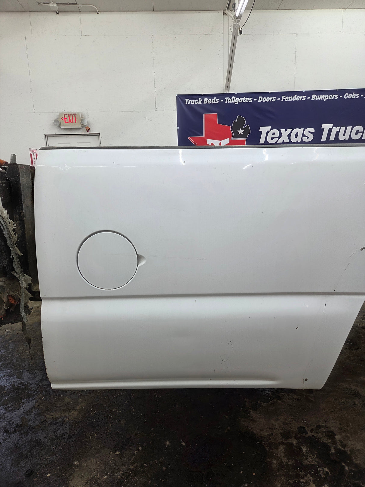 1999-2007 Chevrolet Silverado / GMC Sierra 1500 2500 3500 HD 8' Long Bed Truck Bed