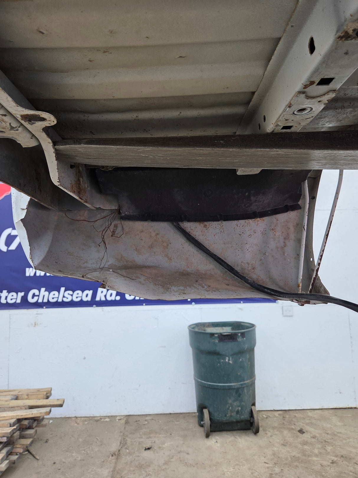 1999-2007 Chevrolet Silverado / GMC Sierra 1500 2500 3500 HD 8' Long Bed Truck Bed