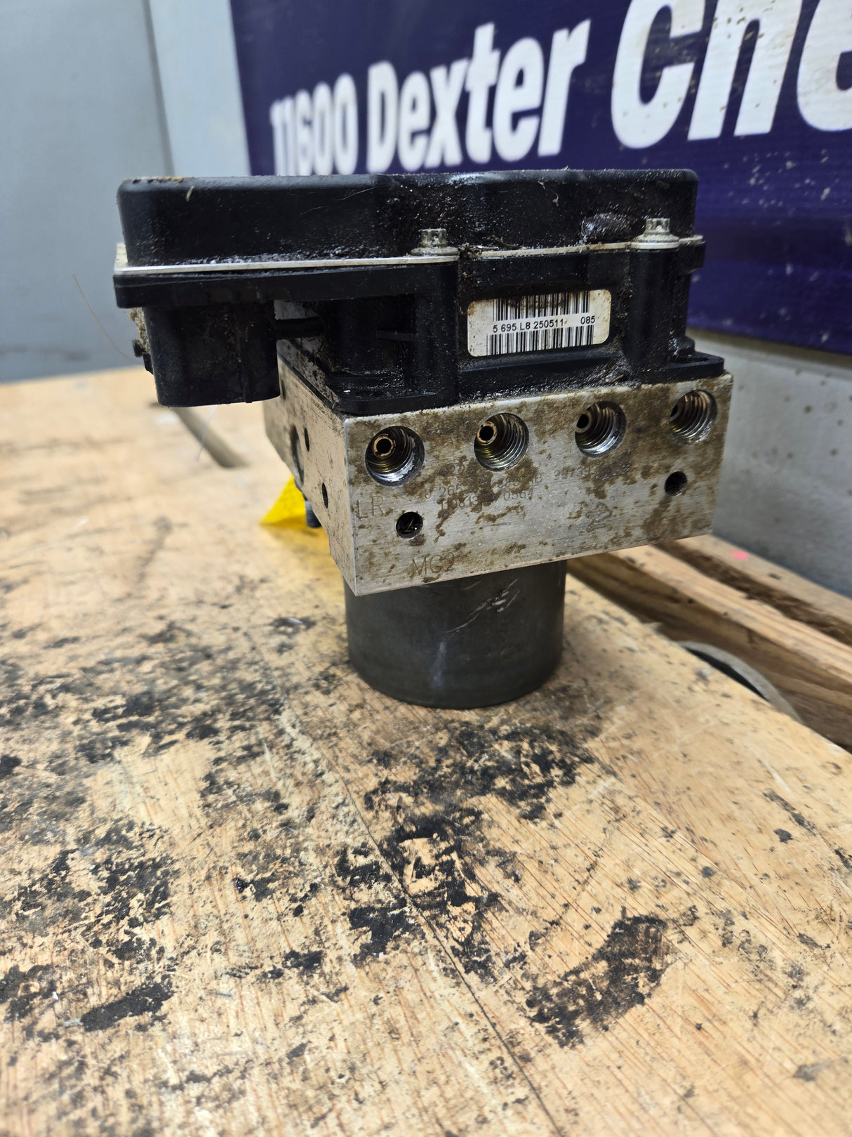 2009-2013 Chevrolet Silverado GMC ABS Pump Module Control Assembly 1500