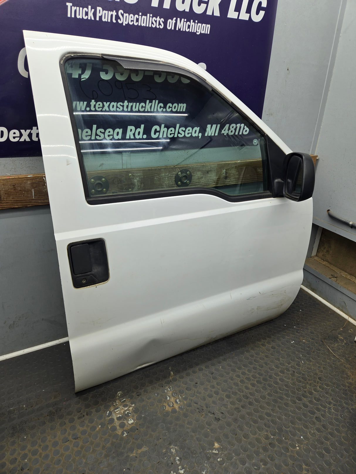 1999-2011 Ford Super Duty / Excursion Front Passenger Side RH Door F250 F350 F450 F550
