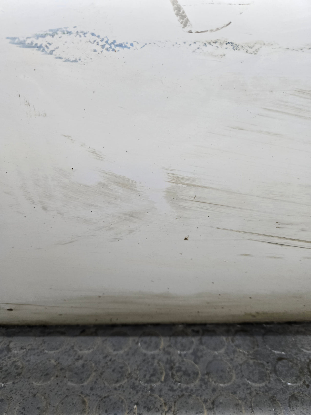 1999-2011 Ford Super Duty / Excursion Front Passenger Side RH Door F250 F350 F450 F550